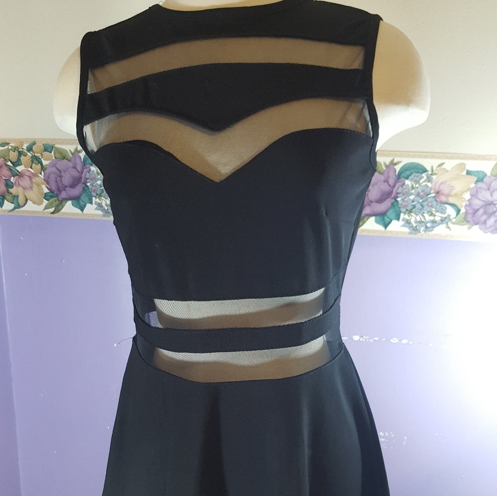 black cocktail dress 231